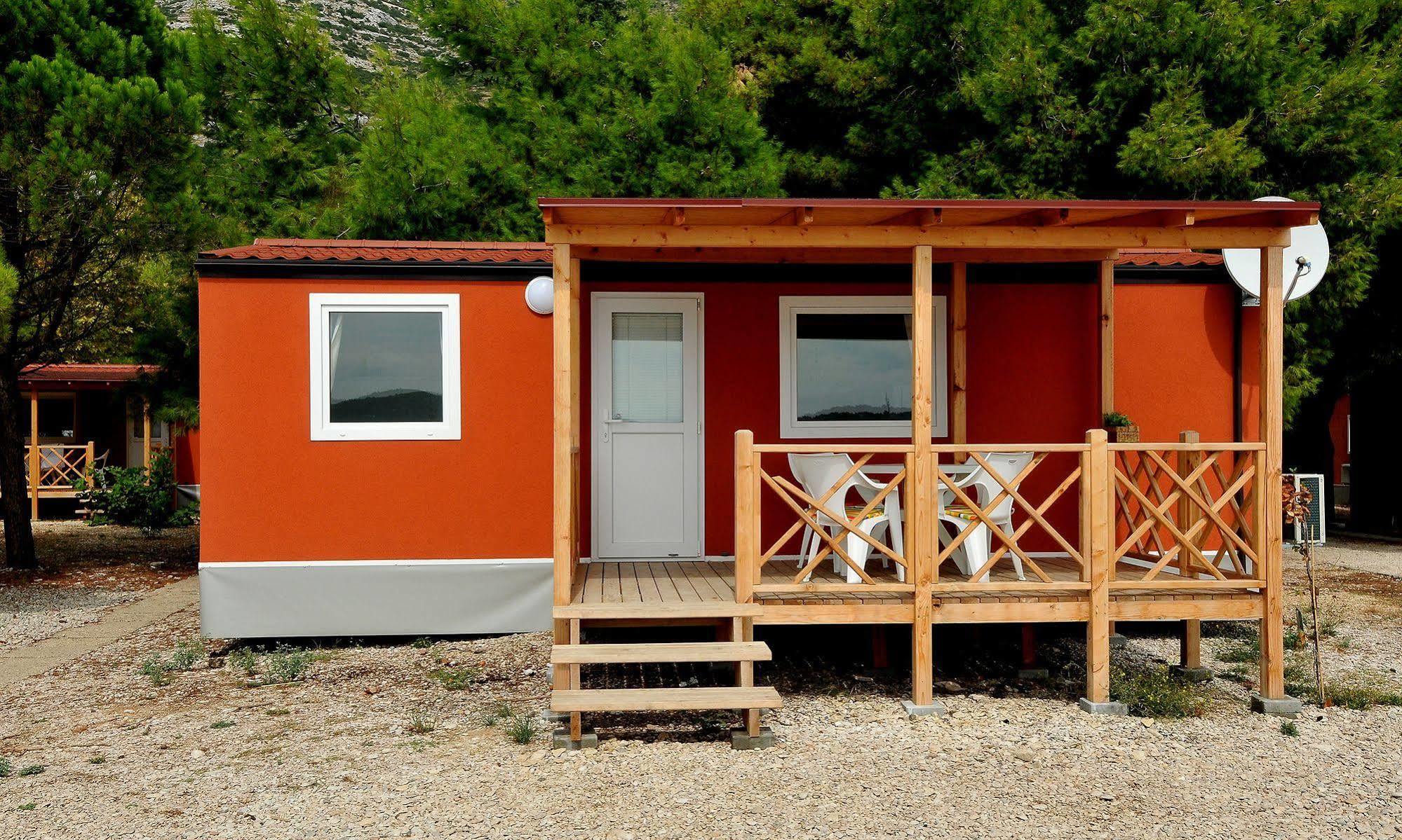 Camp Perna 호텔 쿠치슈테 외부 사진